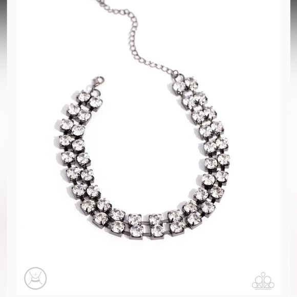 💎⚫️💎 “GLISTENING GALLERY” BLACK CHOKER WITH FREE MATCHING EARRINGS ~ PAPARAZZI❗️ - Picture 2 of 5